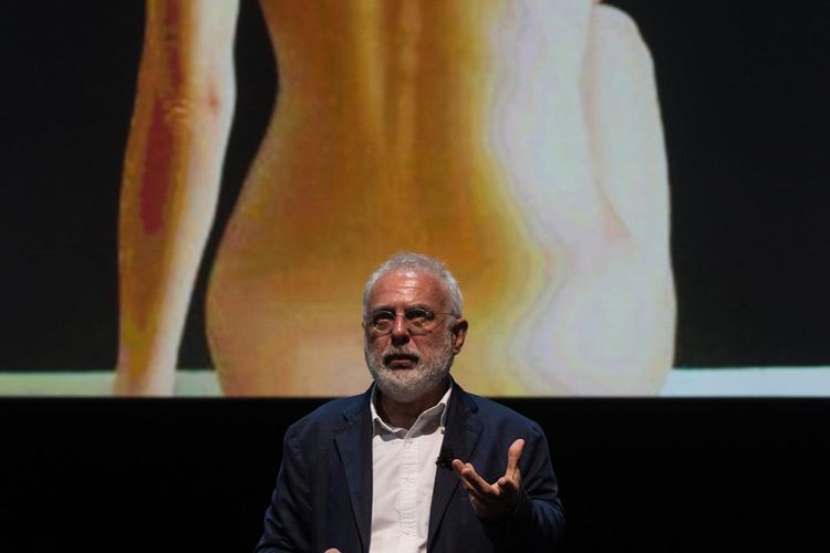 Former Venice Biennale director launches satirical Instagram attack on Italian government