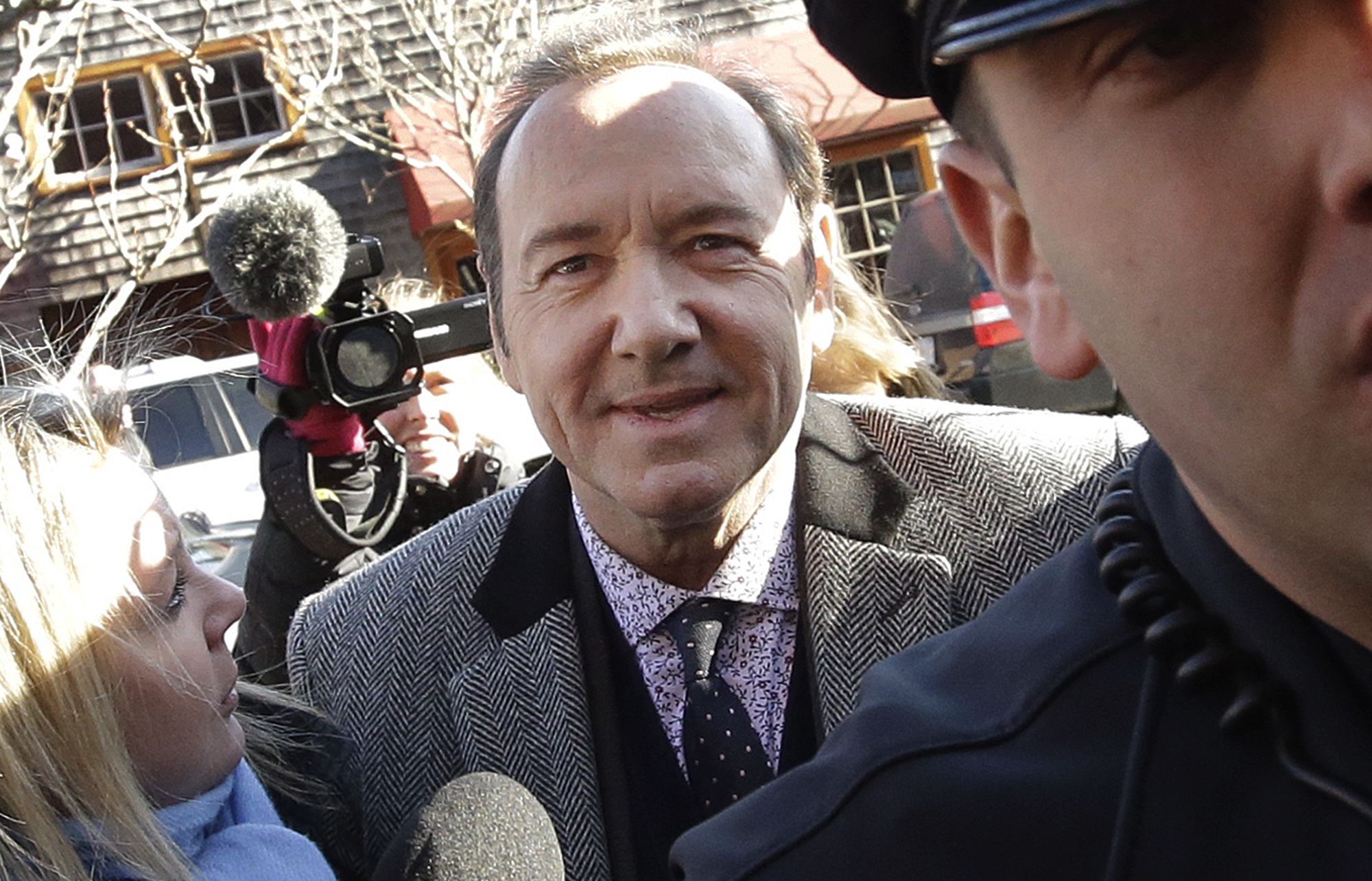 Kevin Spacey groping lawsuit dropped by accuser