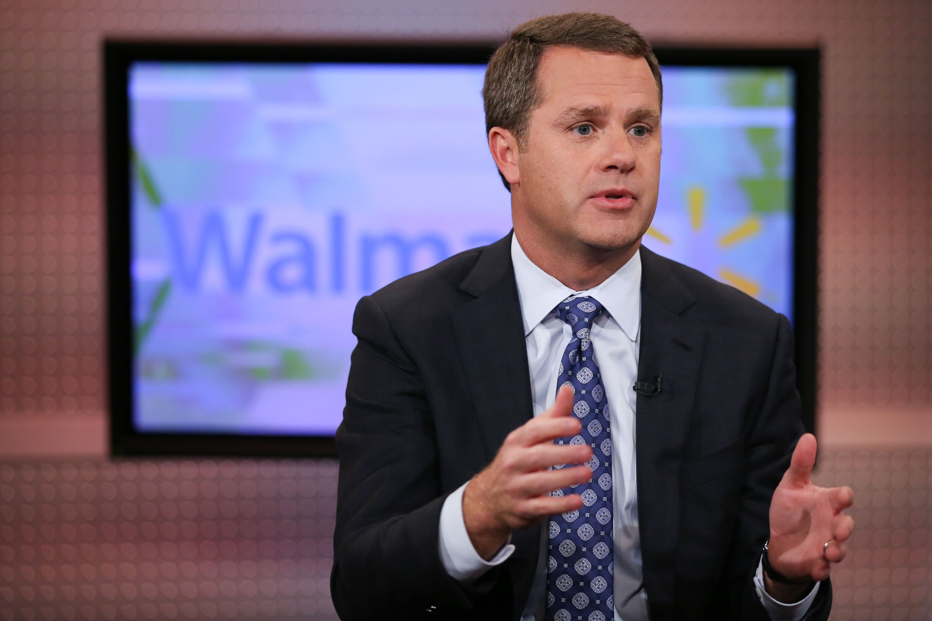 Walmart announces executive shuffle to further integrate stores and digital