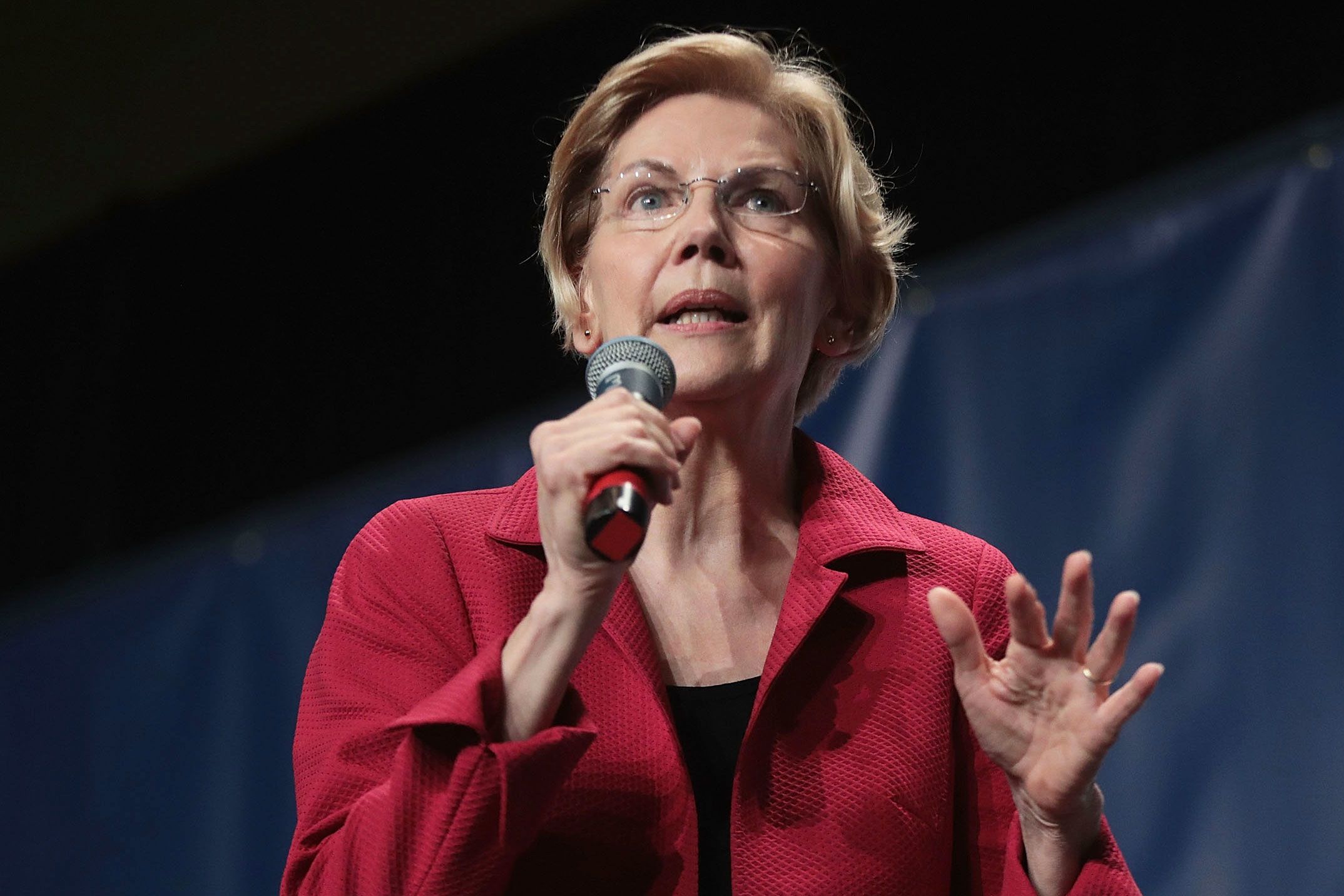 Warren reintroduces legislation requiring firms to disclose climate risk