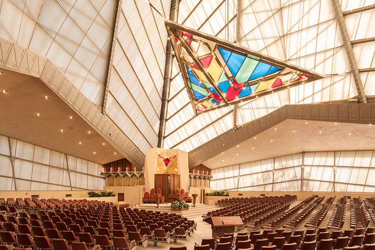A Frank Lloyd Wright synagogue transformed