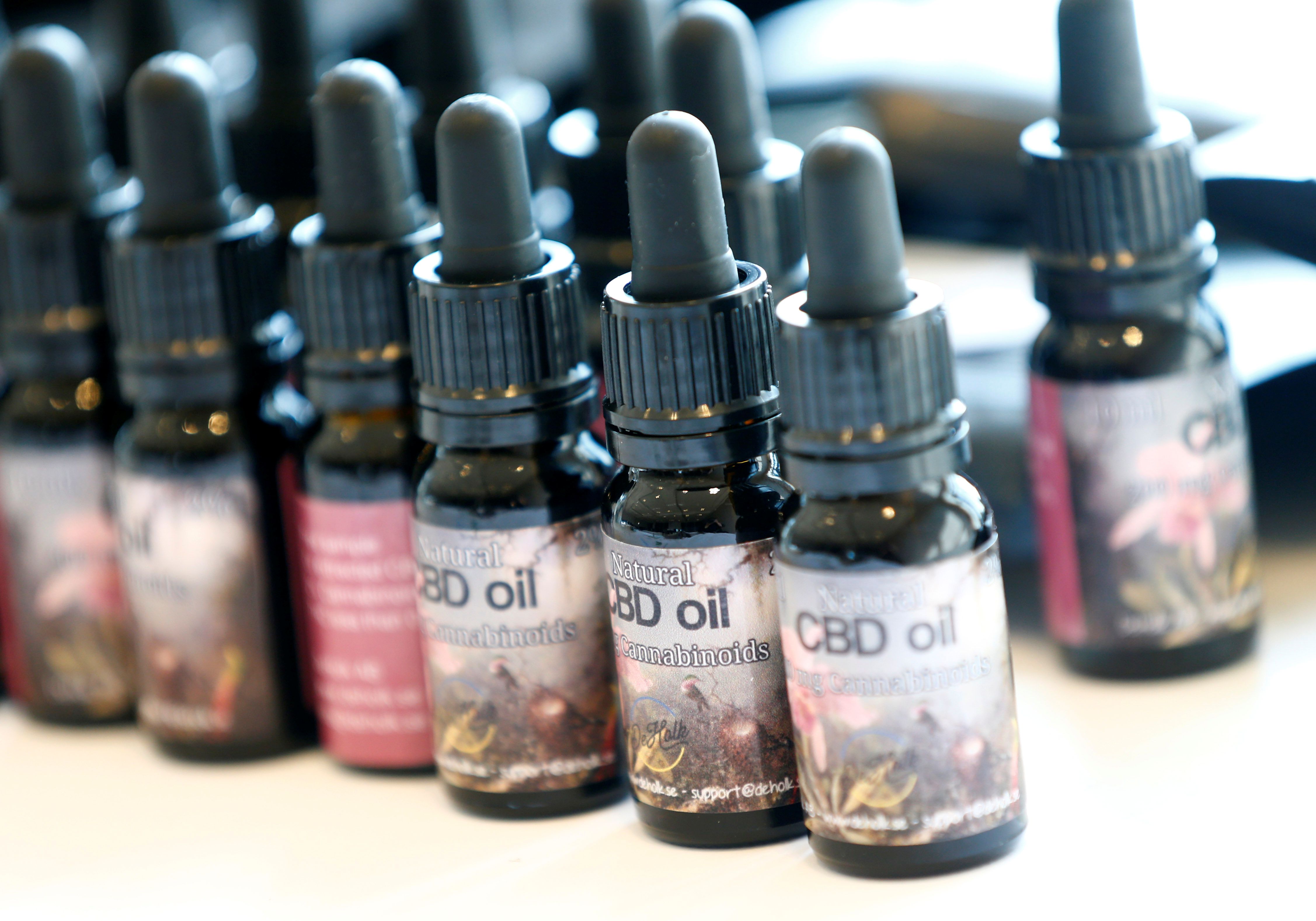 Former FDA chief Scott Gottlieb warns CBD in food actually illegal