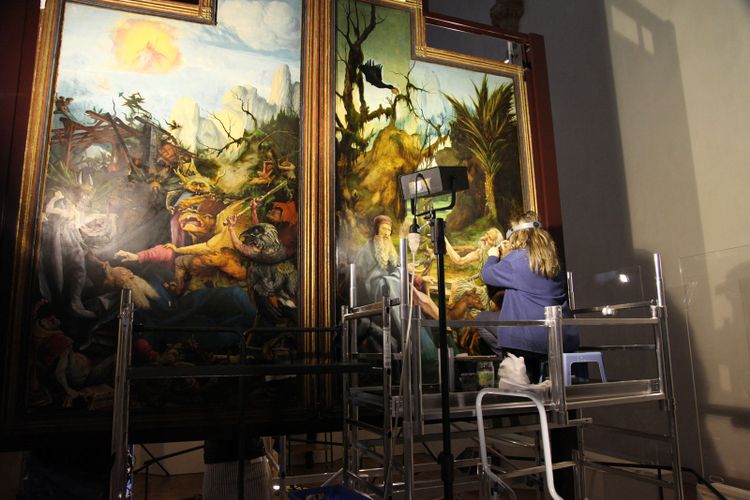 Isenheim altarpiece restorers invite visitors in