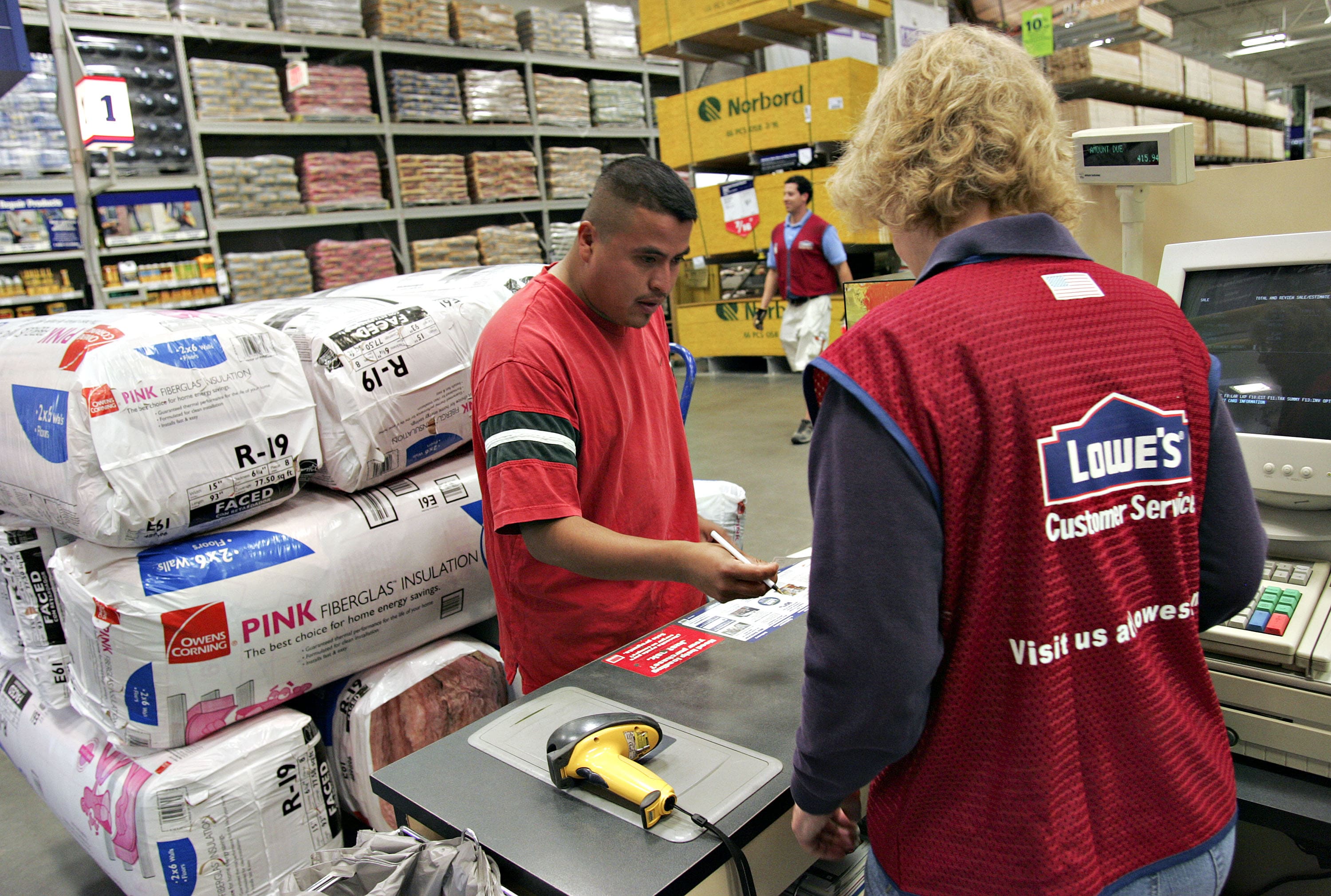 Lowe's credits this new strategy in beating Home Depot on sales growth