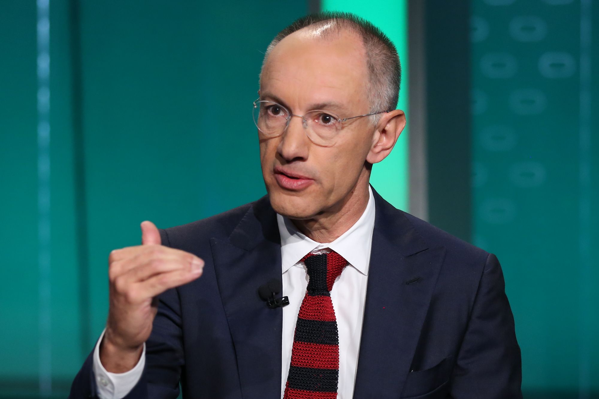Michael Moritz of Sequoia compares IPO bankers to ticket scalpers