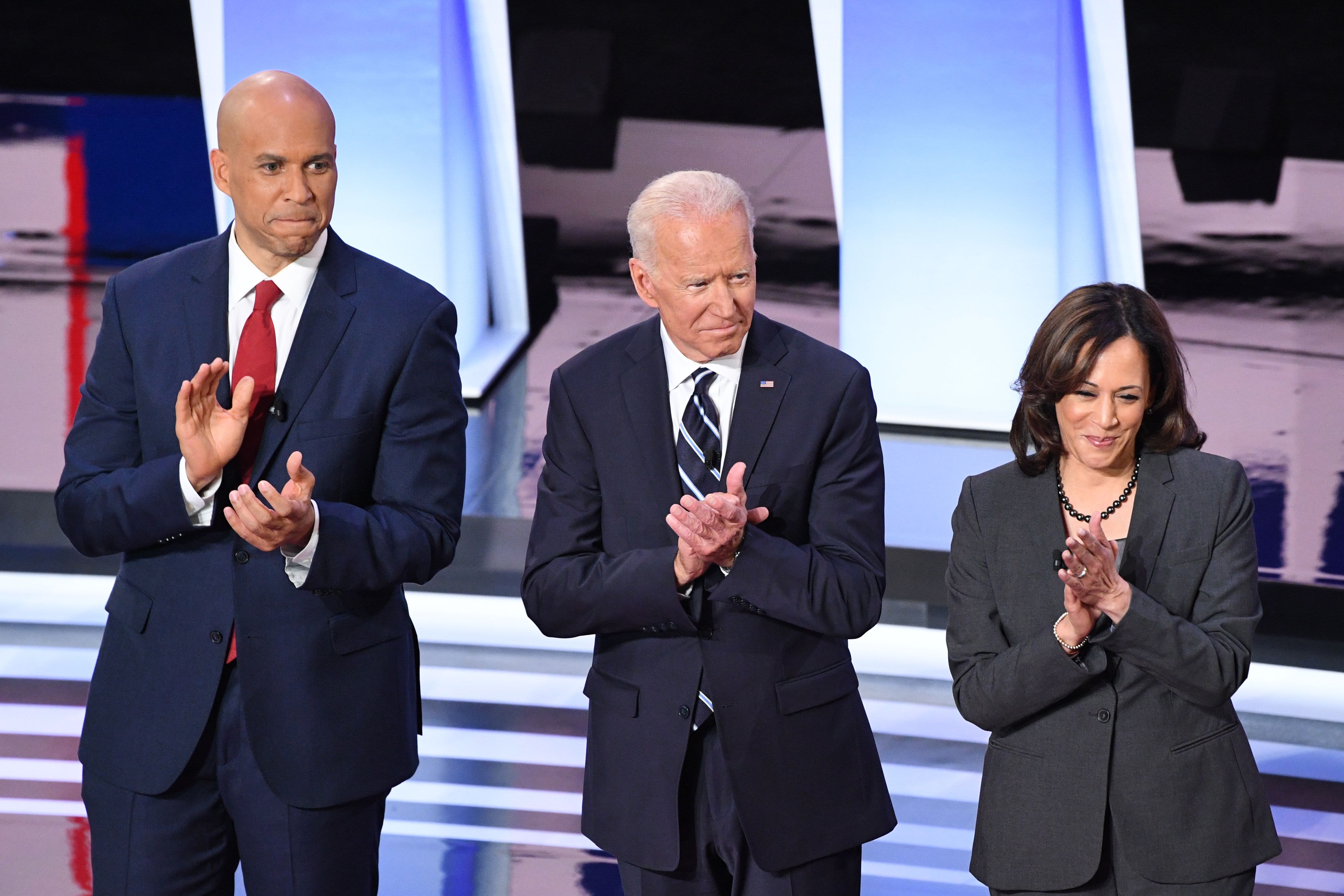 Which 2020 Democratic candidates are Silicon Valley Execs backing?