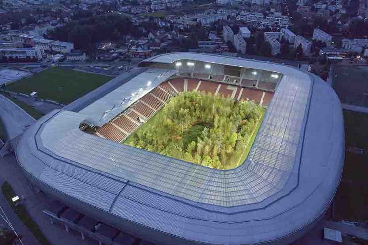 Austrian election campaign turns forest art stadium into political battleground