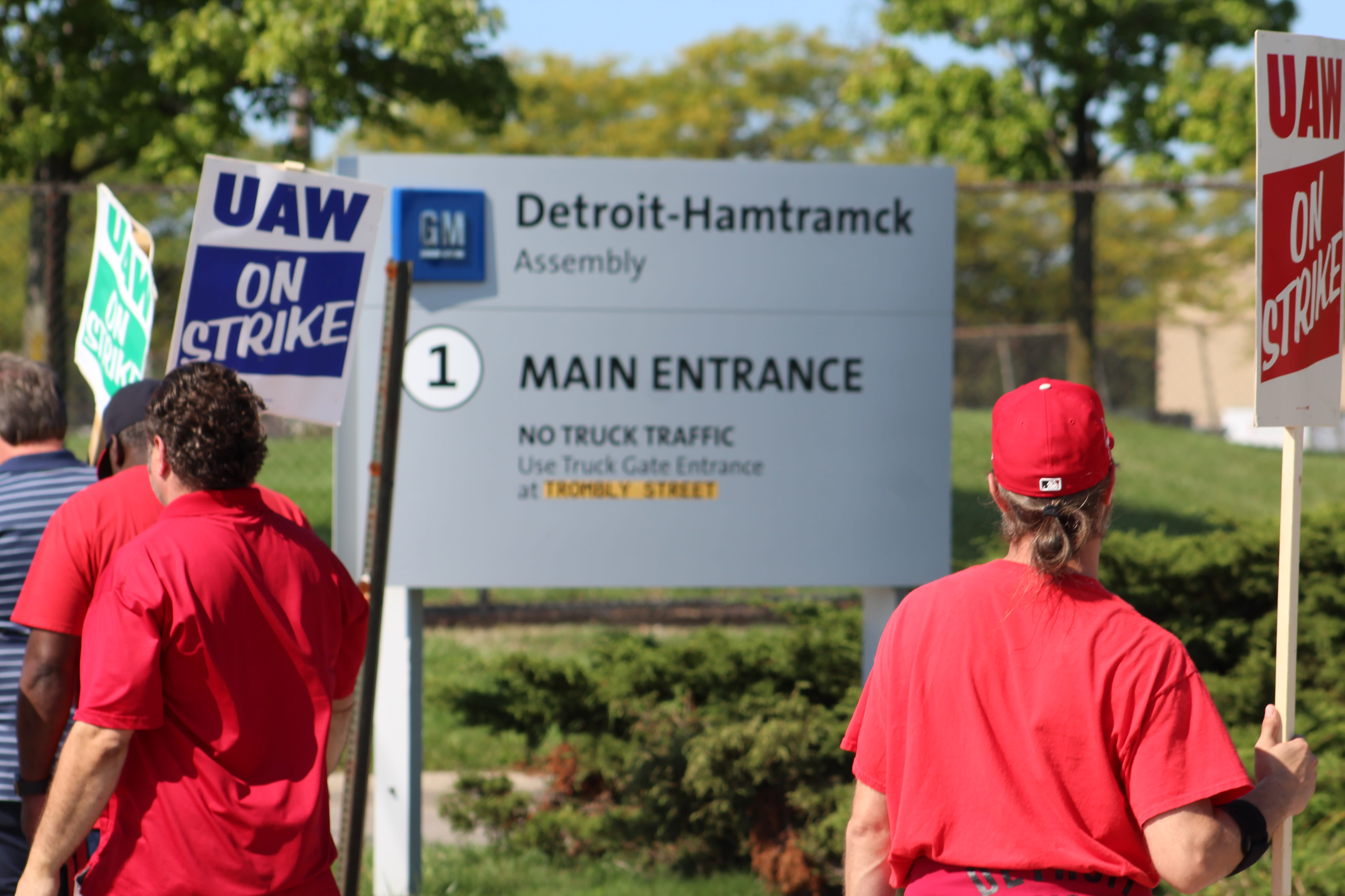 UAW strike threatens Michigan's bonds, could push state into recession