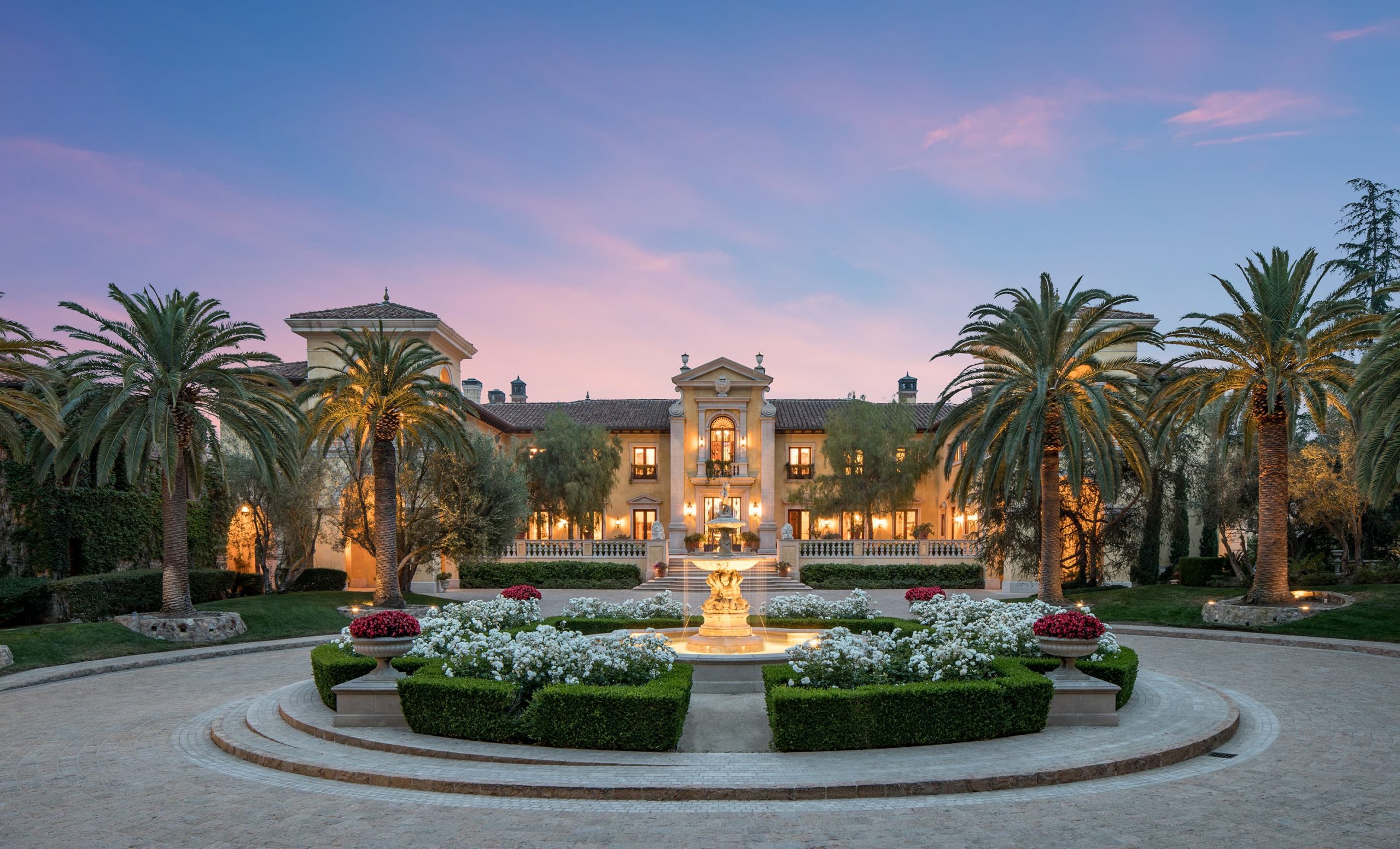 $160 million mansion will be the most expensive ever auctioned