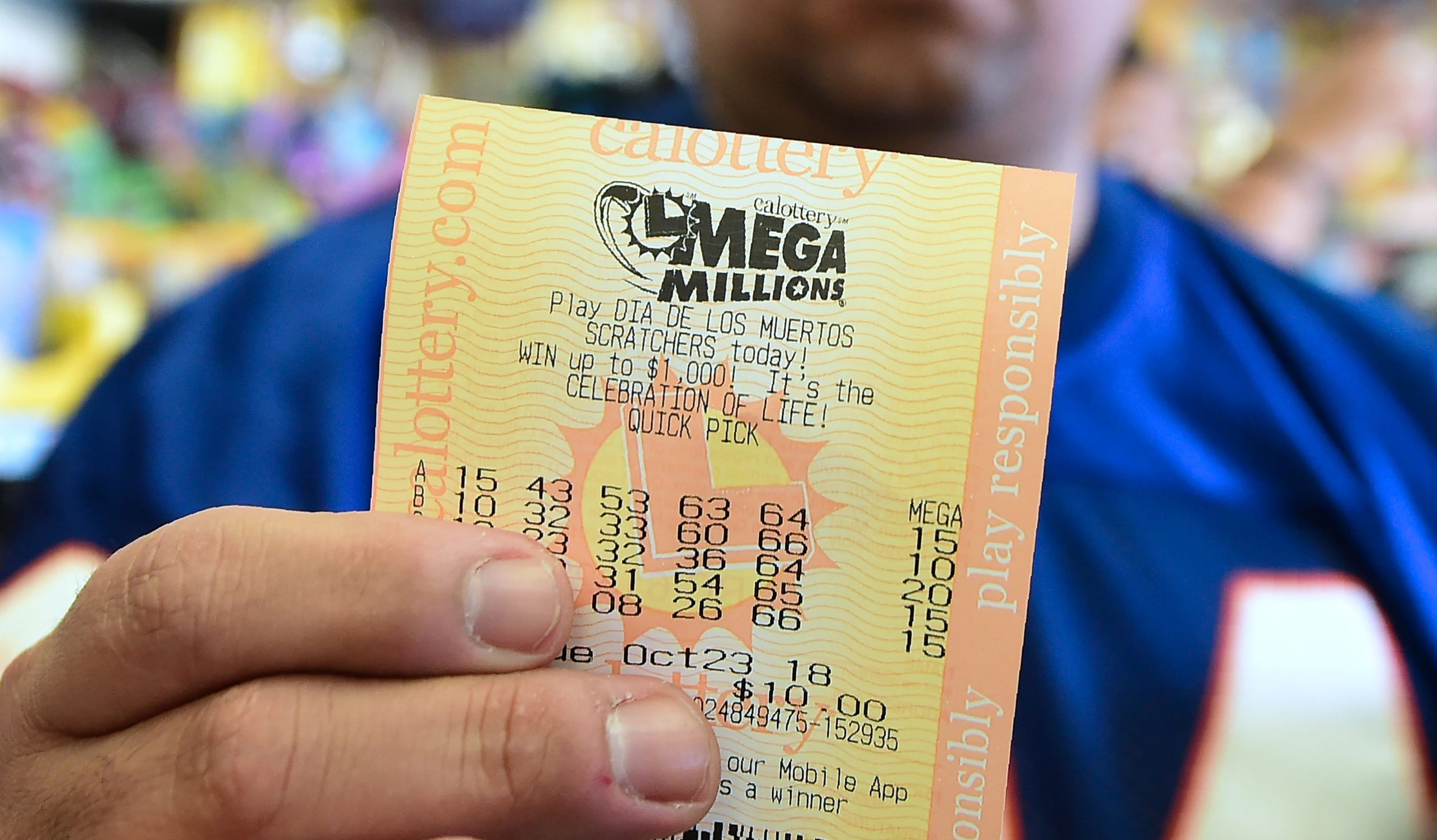 Mega Millions jackpot jumps to $376 million, Powerball's top prize is $341 million. How winners can protect their windfall