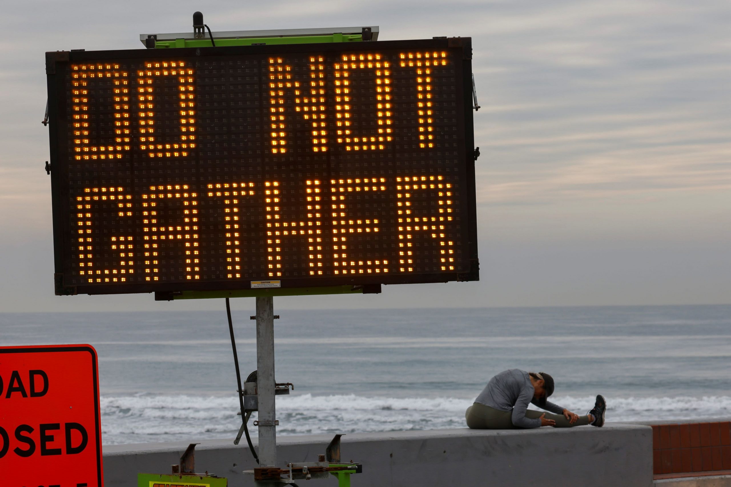 New warnings of a Covid ‘Christmas wave and New Year’s wave in January’