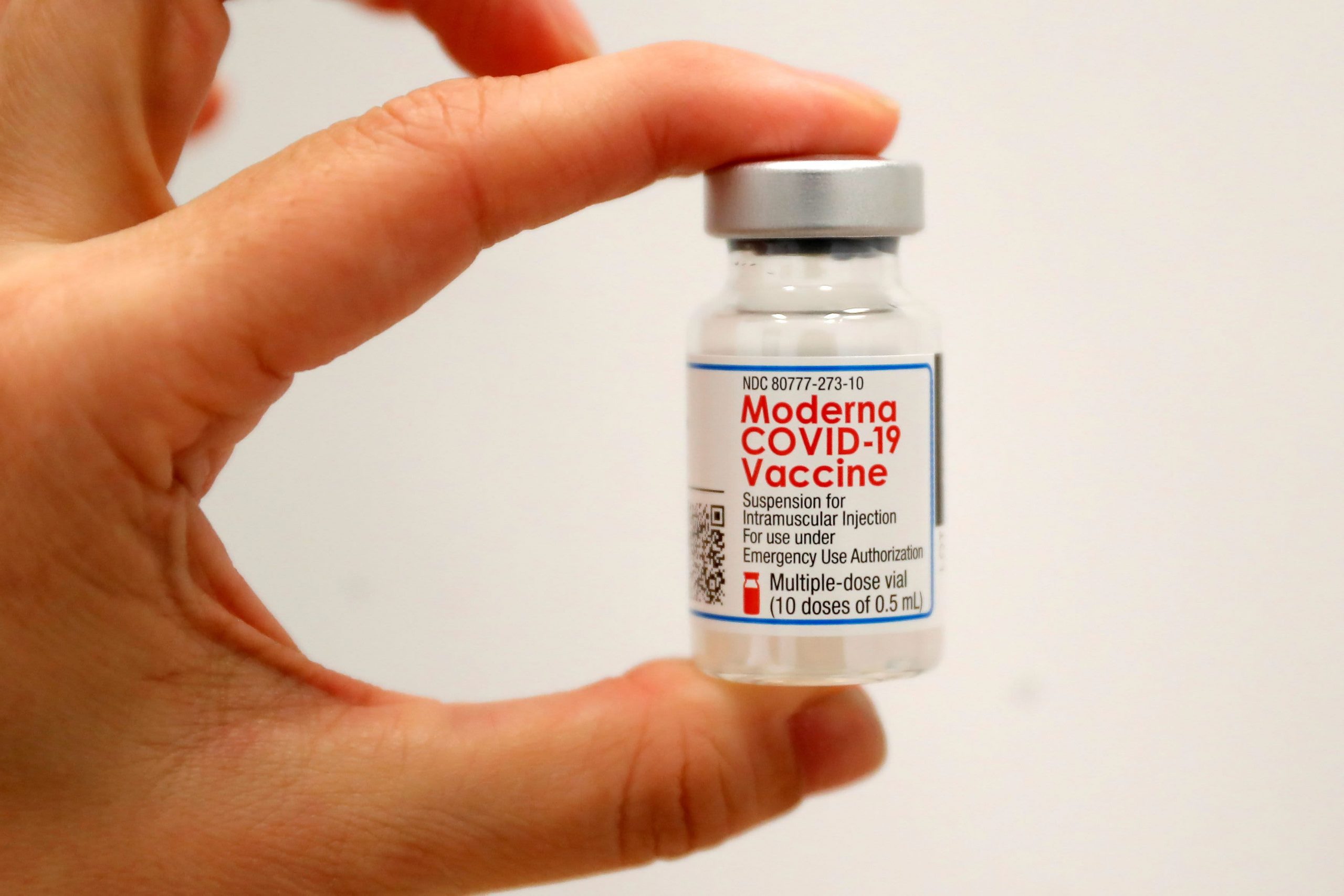 Moderna asks FDA to authorize 5 additional doses per Covid vaccine vial to speed distribution, source tells CNBC