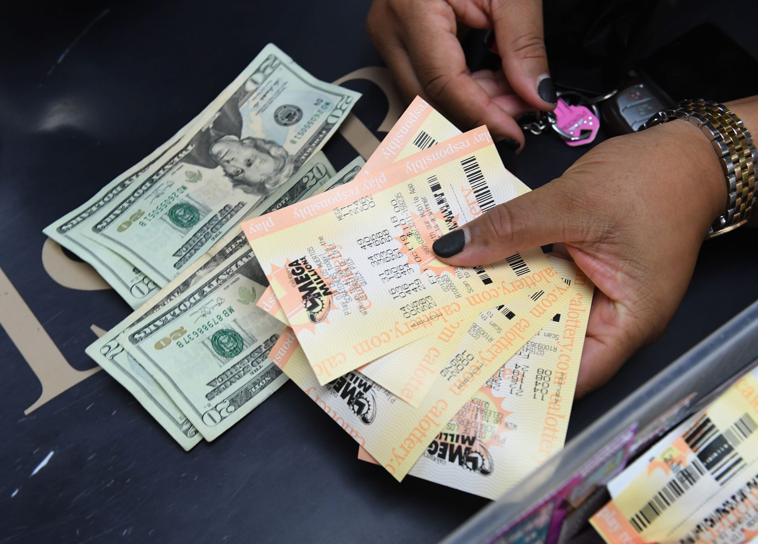 The $1 billion Mega Millions jackpot has a winner. Here are tips for handling the windfall