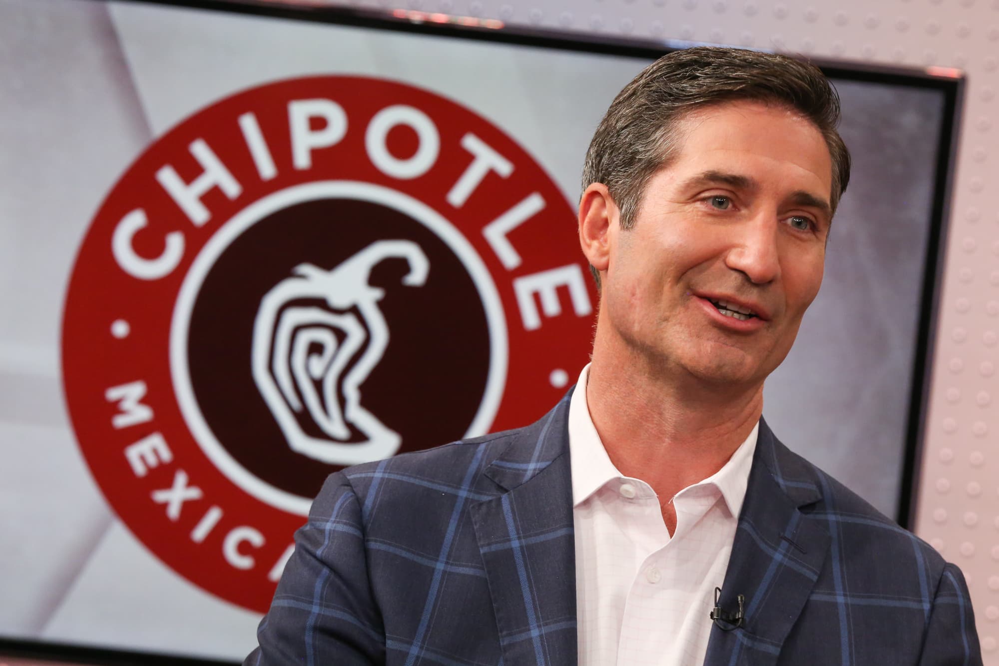 Chipotle will link executive compensation to environmental and diversity goals