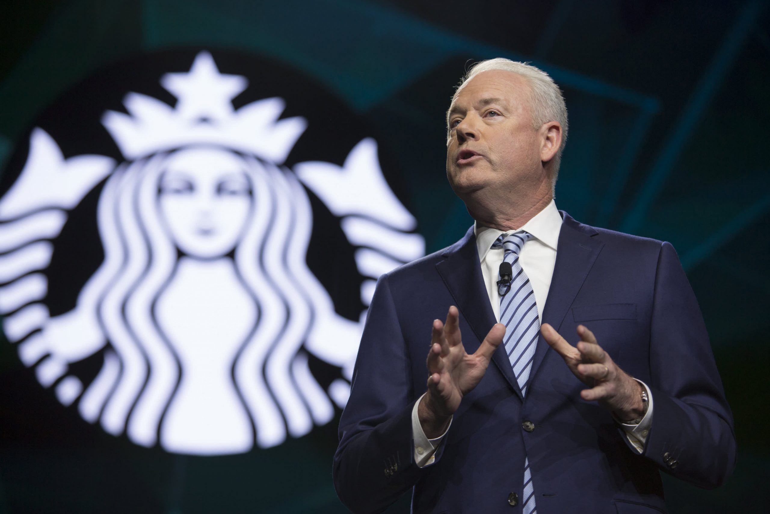 Starbucks sets goal of making its green coffee carbon neutral by 2030