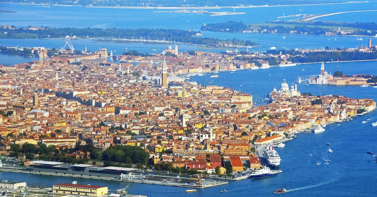 According to Unesco, Venice and its lagoon are not in danger